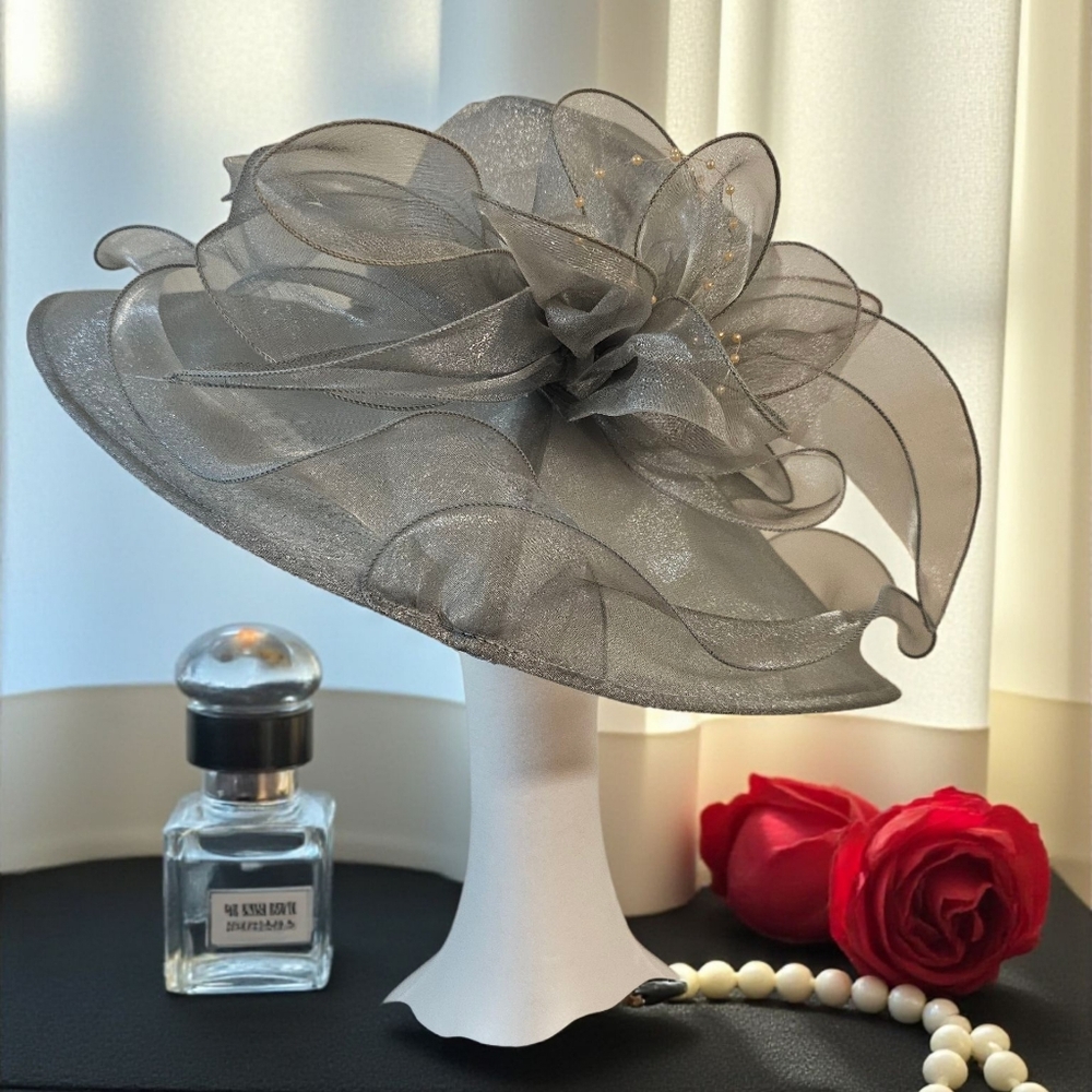 Church/Derby Hat NWOT